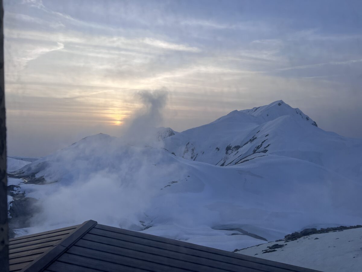 雷鳥荘ベッドからの景色